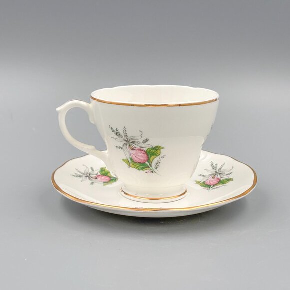 Vintage Prince Edward Island Green Gables Lady Slipper Teacup And Saucer Set - Picture 4 of 6